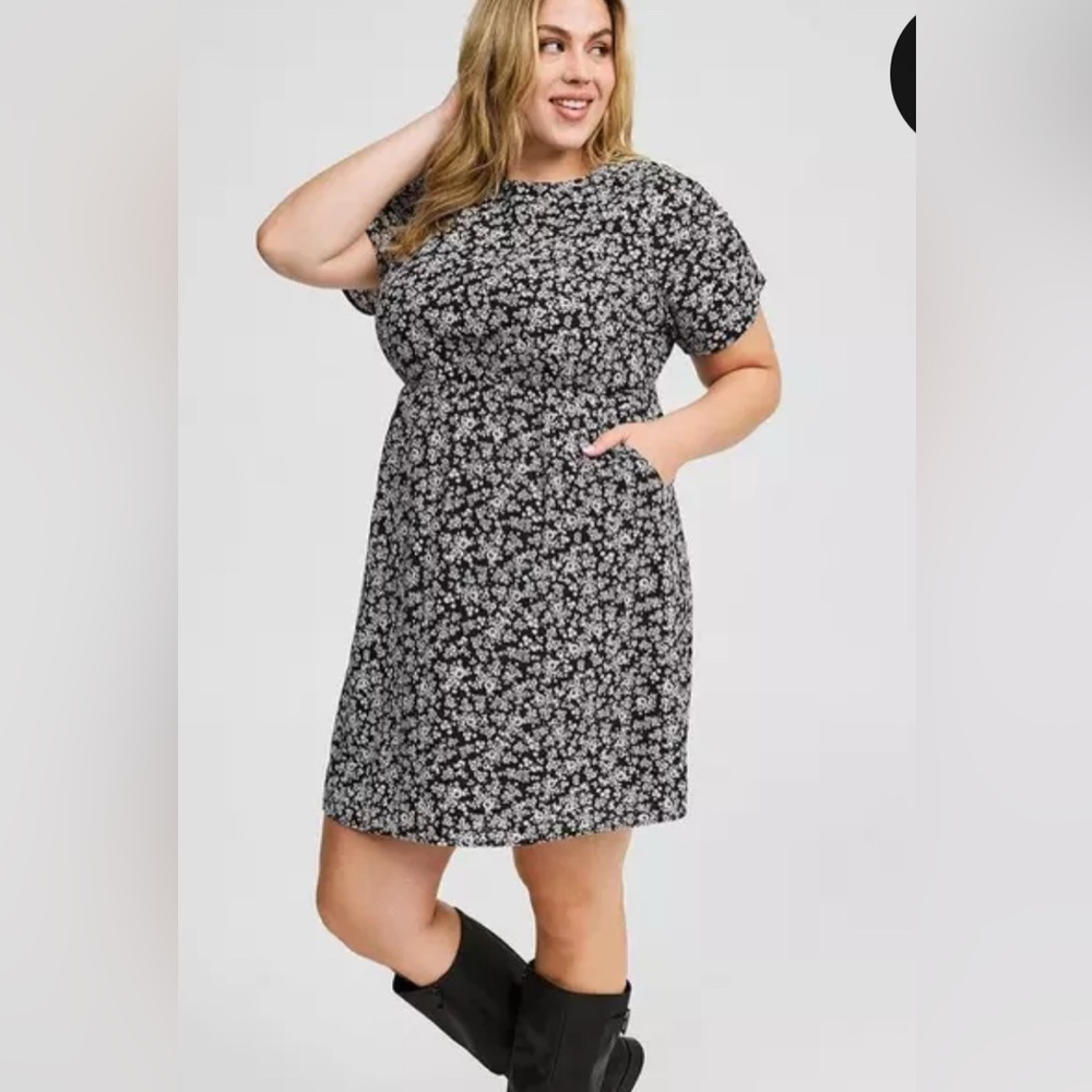 torrid Black and White Floral Midi Dress